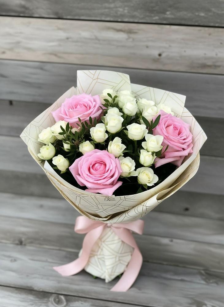 Букет цветов из: Розы в Трудобеликовский