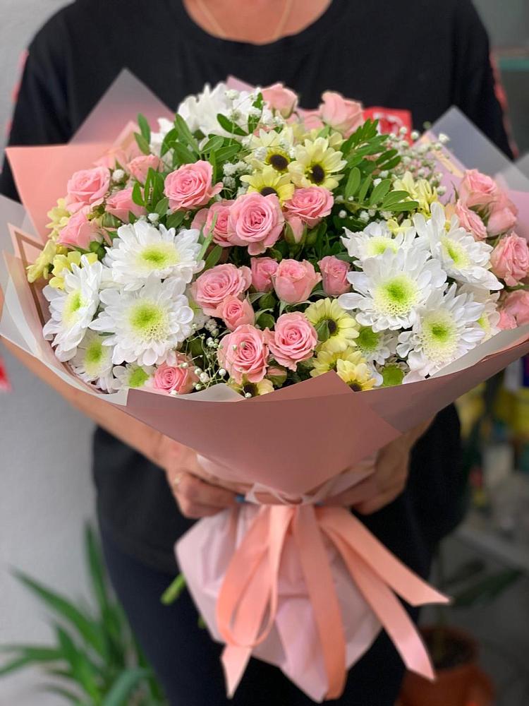 Букет цветов из: Розы и Хризантемы в Трудобеликовский