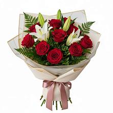 Букет цветов из:  Лилии и Розы в Трудобеликовский