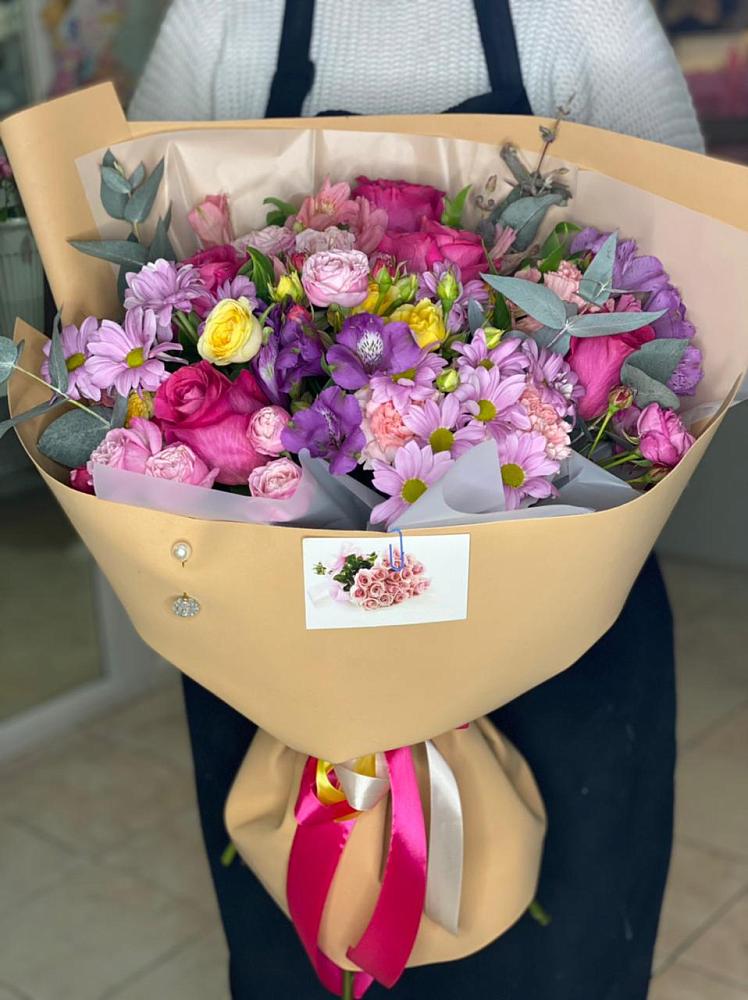 Букет цветов из: Хризантемы, Гвоздики и Альстромерии в Трудобеликовский