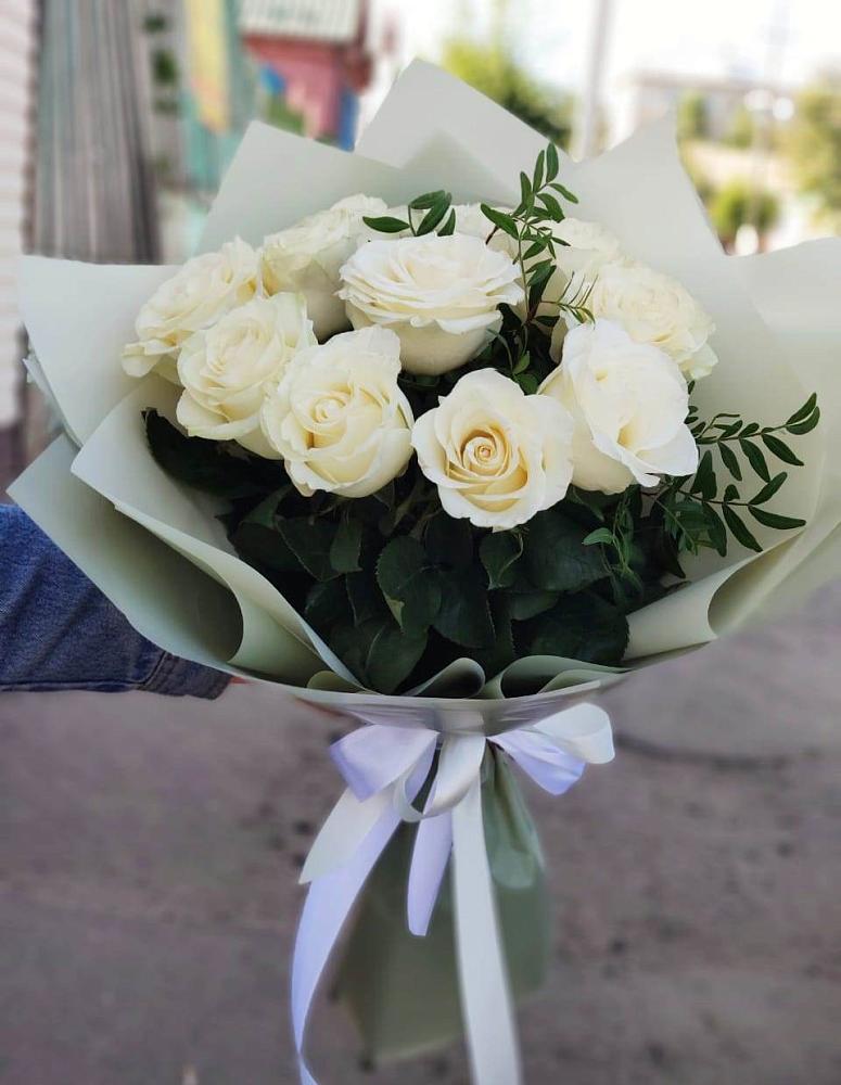 Букет Белые розы Проуд в Трудобеликовский