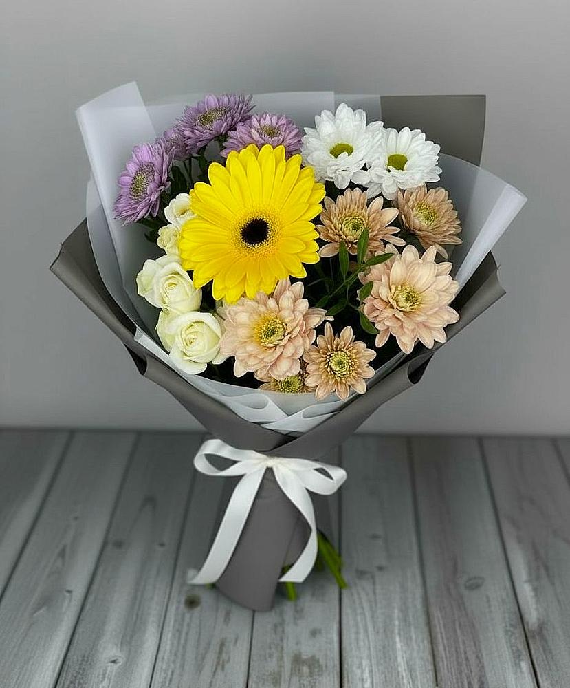 Букет цветов из: Розы, Герберы и Хризантемы в Трудобеликовский
