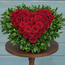 Цветочная композиция из Розы в виде сердца в Трудобеликовский