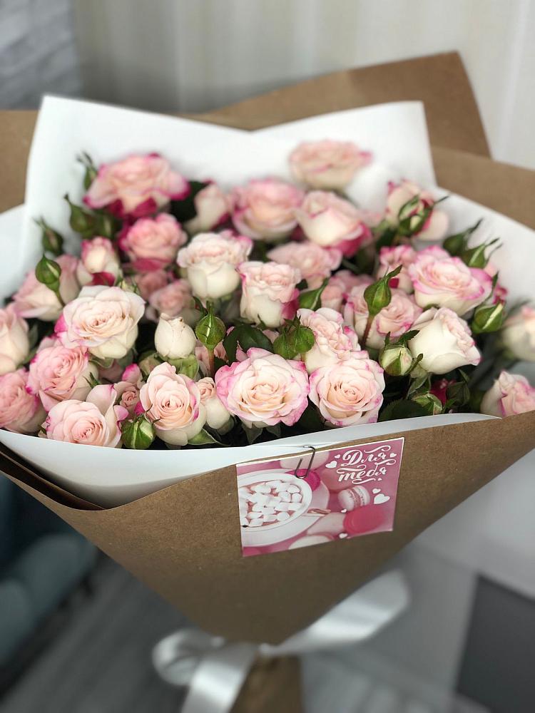 Букет цветов из: Розы в Трудобеликовский