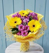 Букет цветов из:  Хризантемы и Герберы в Трудобеликовский