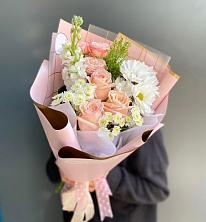 Букет цветов из:  Хризантемы и Розы в Трудобеликовский