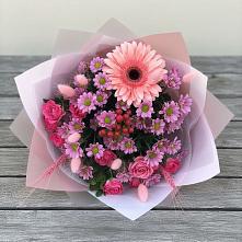 Букет цветов из:  Розы, Герберы и Хризантемы в Трудобеликовский