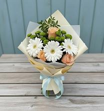 Букет цветов из:  Герберы, Розы и Хризантемы в Трудобеликовский