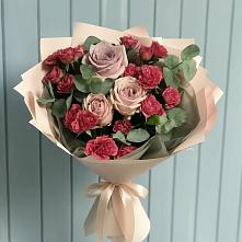 Букет цветов из:  Гвоздики и Розы в Трудобеликовский