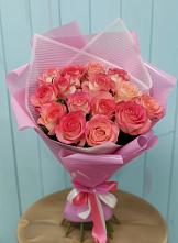 Букет 15 Розовых роз Равель в Трудобеликовский