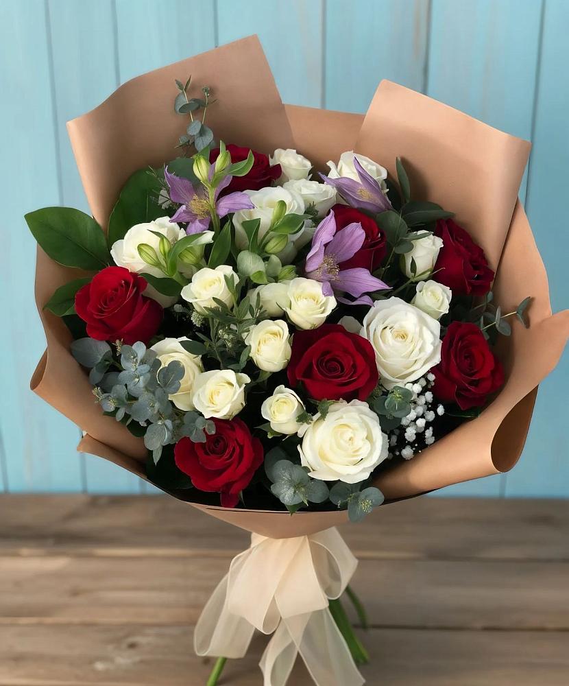 Букет цветов из: Розы и Альстромерии в Трудобеликовский